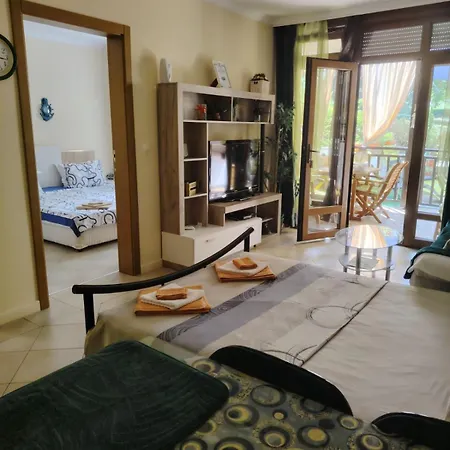 شقة санта марина-сладка къща