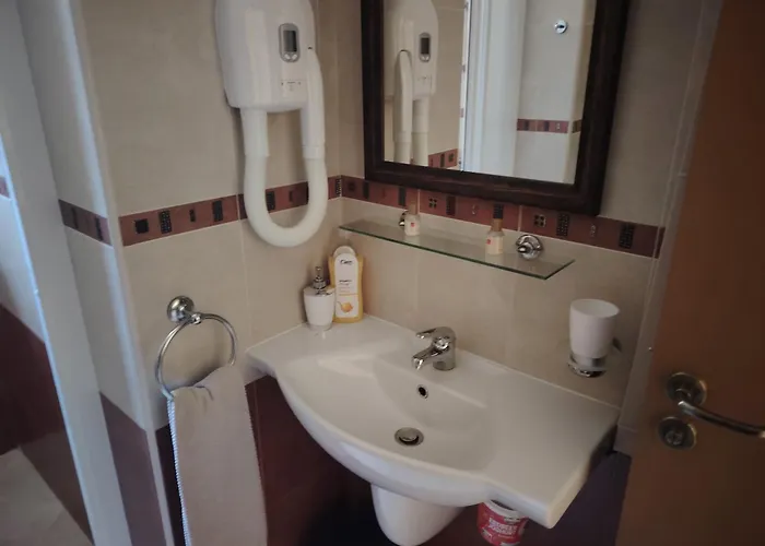 санта марина-сладка къща