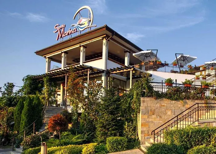 санта марина-сладка къща Апартамент